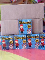 Display Com 20 Caixinhas de traques com 30 unidades cada 